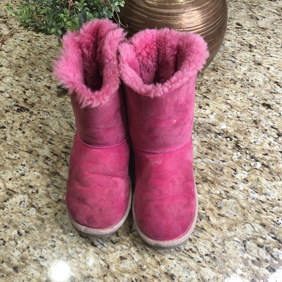 ‼️SALE‼️ Ugg Australia Bailey Bow II Pink Boot w/ Satin Bow - Picture 3 of 9